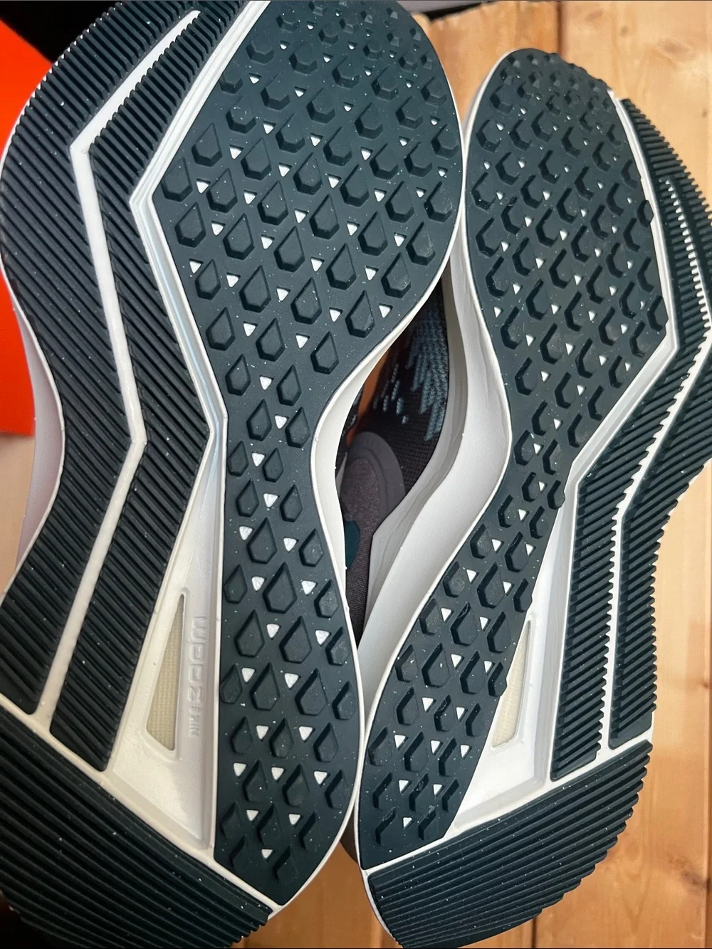 Nike Teal & Dark Gray Running Sneakers